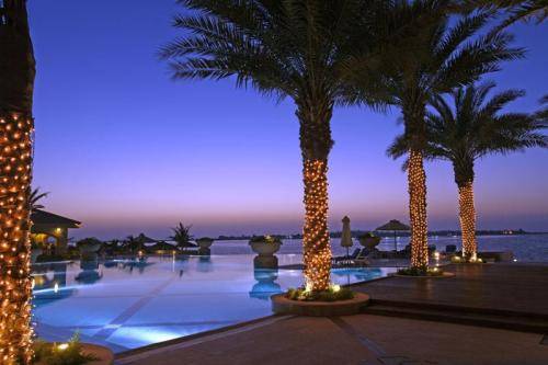 Al Raha Beach Hotel