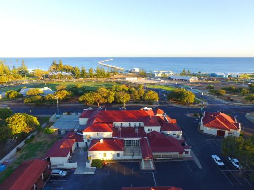 Esplanade Hotel Busselton