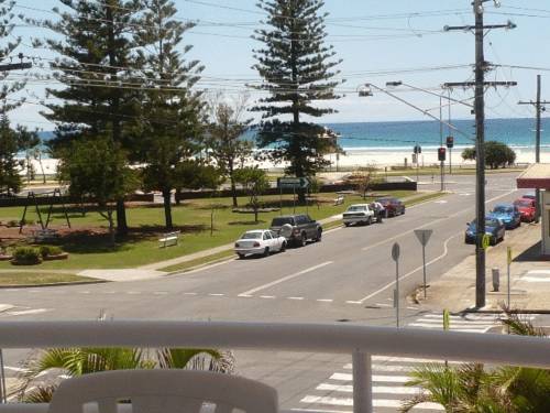 Kirra Palms Holiday Apartments