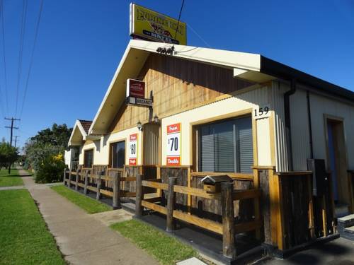 The Equine Inn Motel