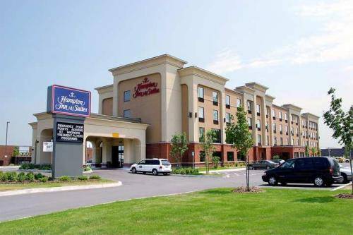 Hampton Inn & Suites Montreal-Dorval