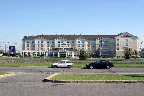 Hilton Garden Inn Montreal Airport