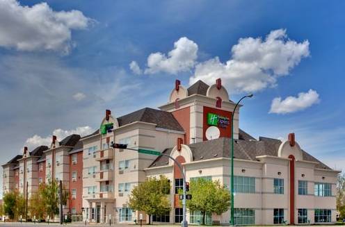 Holiday Inn Express Hotel & Suites Lethbridge