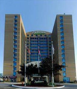 Radisson Suites Hotel Toronto Airport