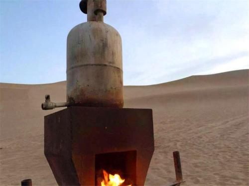 Jiuquan Mingsha Mountain Desert Camp Accommodation