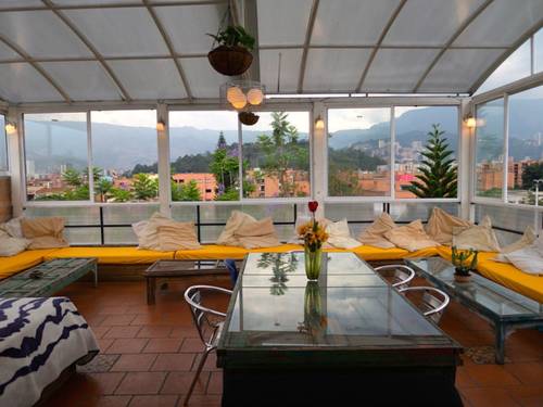 International House and Hostel Medellin