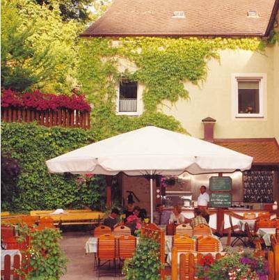 Gasthof & Hotel Goldener Hirsch