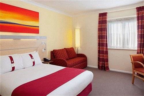 Holiday Inn Express Southampton - M27, J7