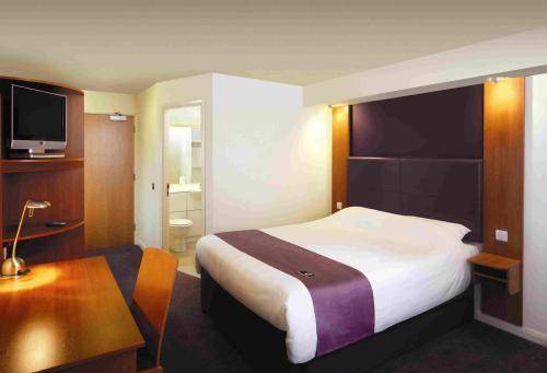 Premier Inn Aberdeen City Centre