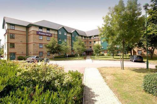 Premier Inn Luton Airport