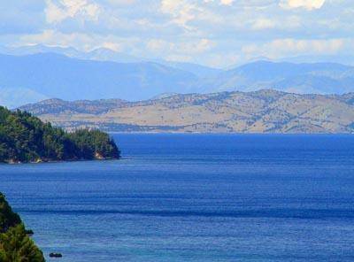 Brentanos Apartments - View of Paradise