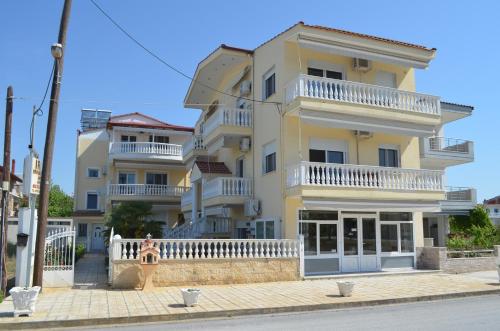 Irini Apartments