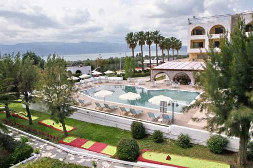 Silver Bay Hotel & Bungalows