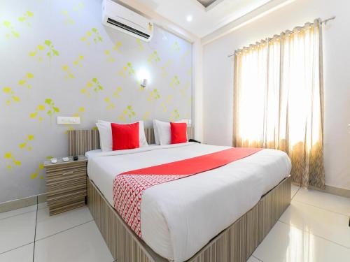 OYO Rooms Jos Junction MG Road 1(KOC168)