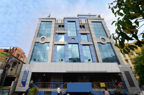 OYO Rooms SR Nagar Extension