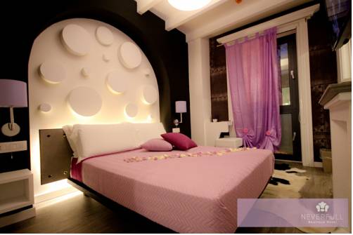 Neverfull Boutique Hotel