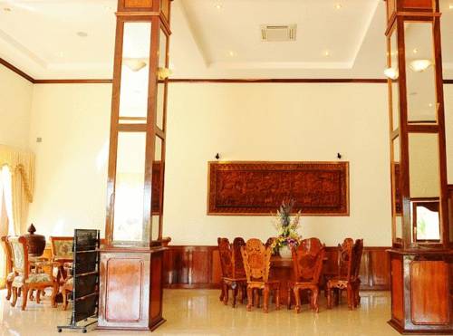 Holiday Hotel Battambang