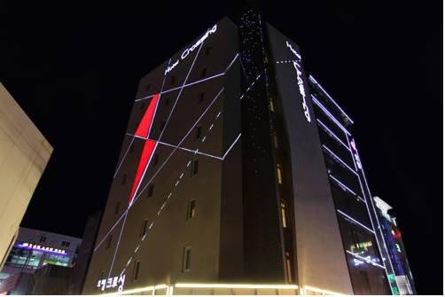 Crossing Hotel