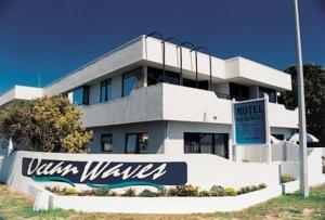 Ocean Waves Hotel  Motels  Mount Maunganui