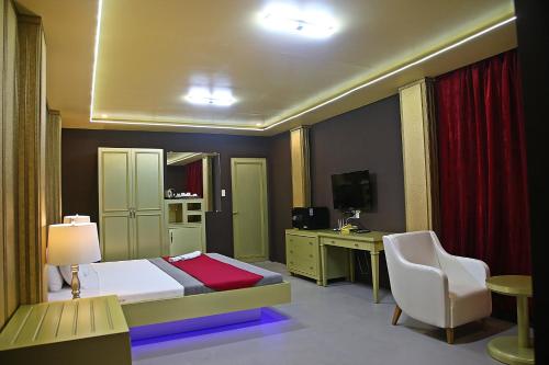 Bk Aura Hotel