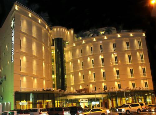 Aronani Hotel