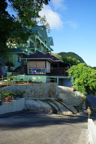 Treasure Cove Hotel & Restaurant