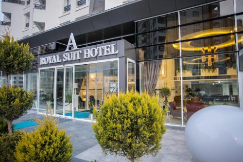 Aroyal Suites