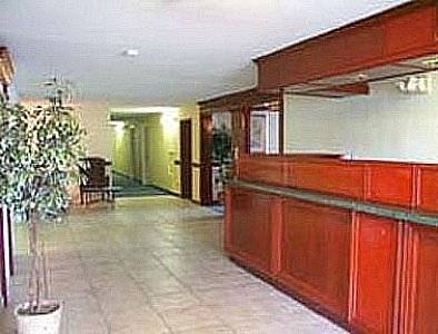 Baymont Inn & Suites - Charlotte Airport