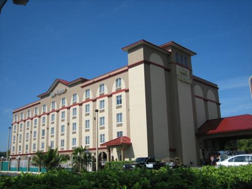 Best Western Airport Inn & Suites