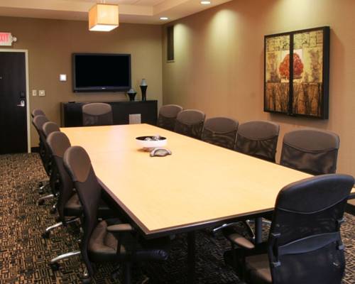 Cambria Suites Akron/Canton Airport