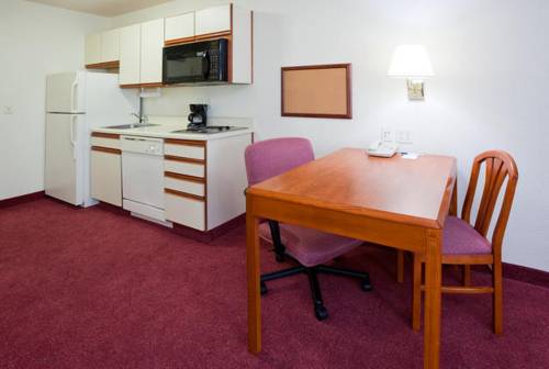 Candlewood Suites Appleton