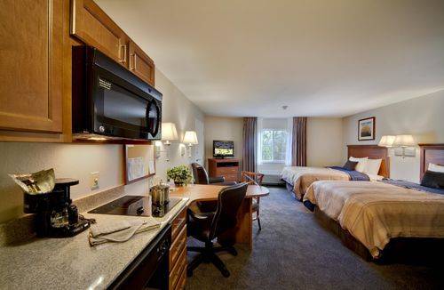 Candlewood Suites Milwaukee Airport - Oak Creek