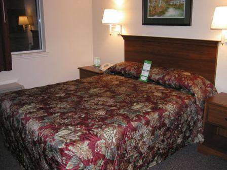 Crestwood Suites Greensboro