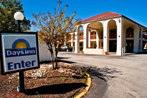 Days Inn Opelika