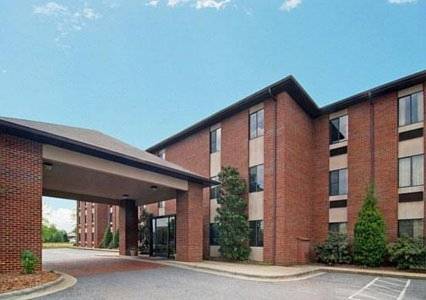 Days Inn & Suites - Hickory