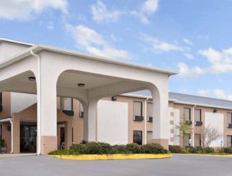 Days Inn & Suites New Iberia