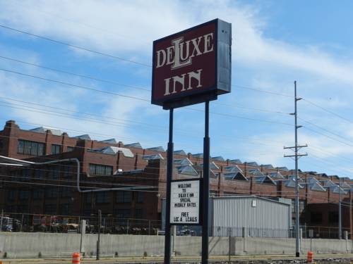 Deluxe Inn