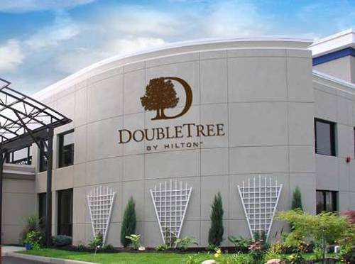 DoubleTree by Hilton Buffalo-Amherst