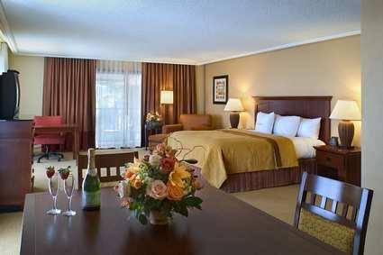 DoubleTree by Hilton Ontario Airport