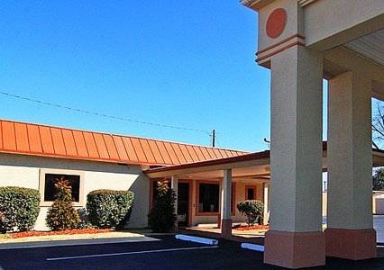 Econo Lodge Inn & Suites Columbus