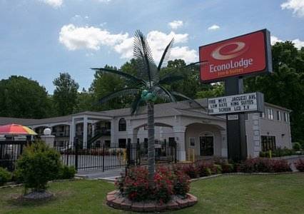 Econo Lodge Inn & Suites Memphis