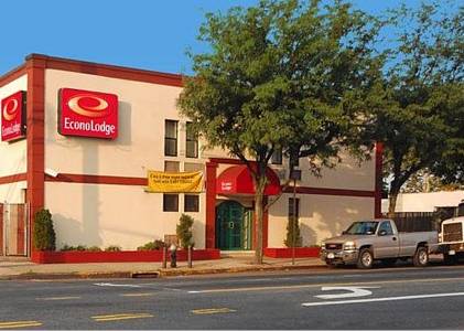 Econo Lodge South Ozone Park