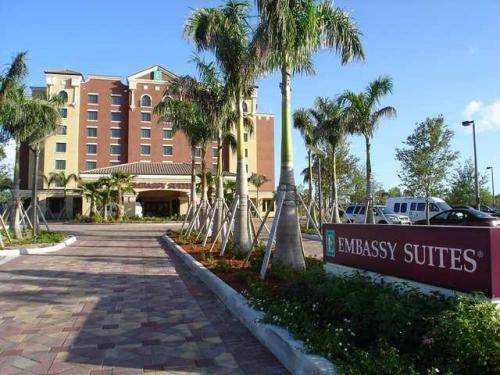 Embassy Suites Fort Myers - Estero