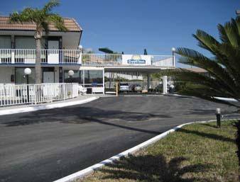 Express Inn & Suites Clearwater