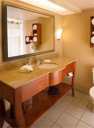 Hampton Inn and Suites Asheville-I-26