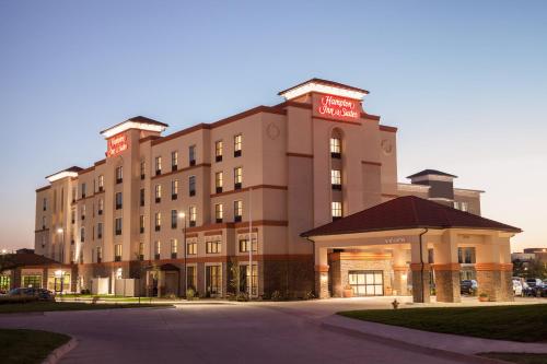 Hampton Inn & Suites West Des Moines Mill Civic