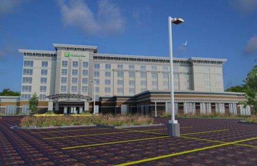 Holiday Inn and Suites East Peoria