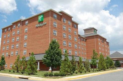 Holiday Inn Chantilly-Dulles Expo Airport