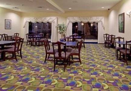 Holiday Inn Express Hotel & Suites Houston Intercontinental East