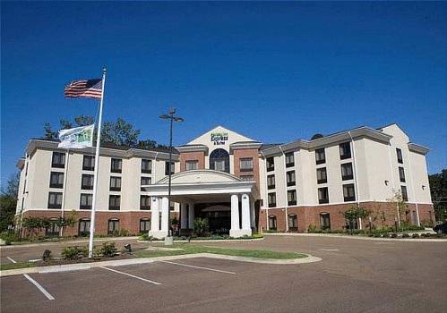 Holiday Inn Express Hotel & Suites Jackson - Flowood